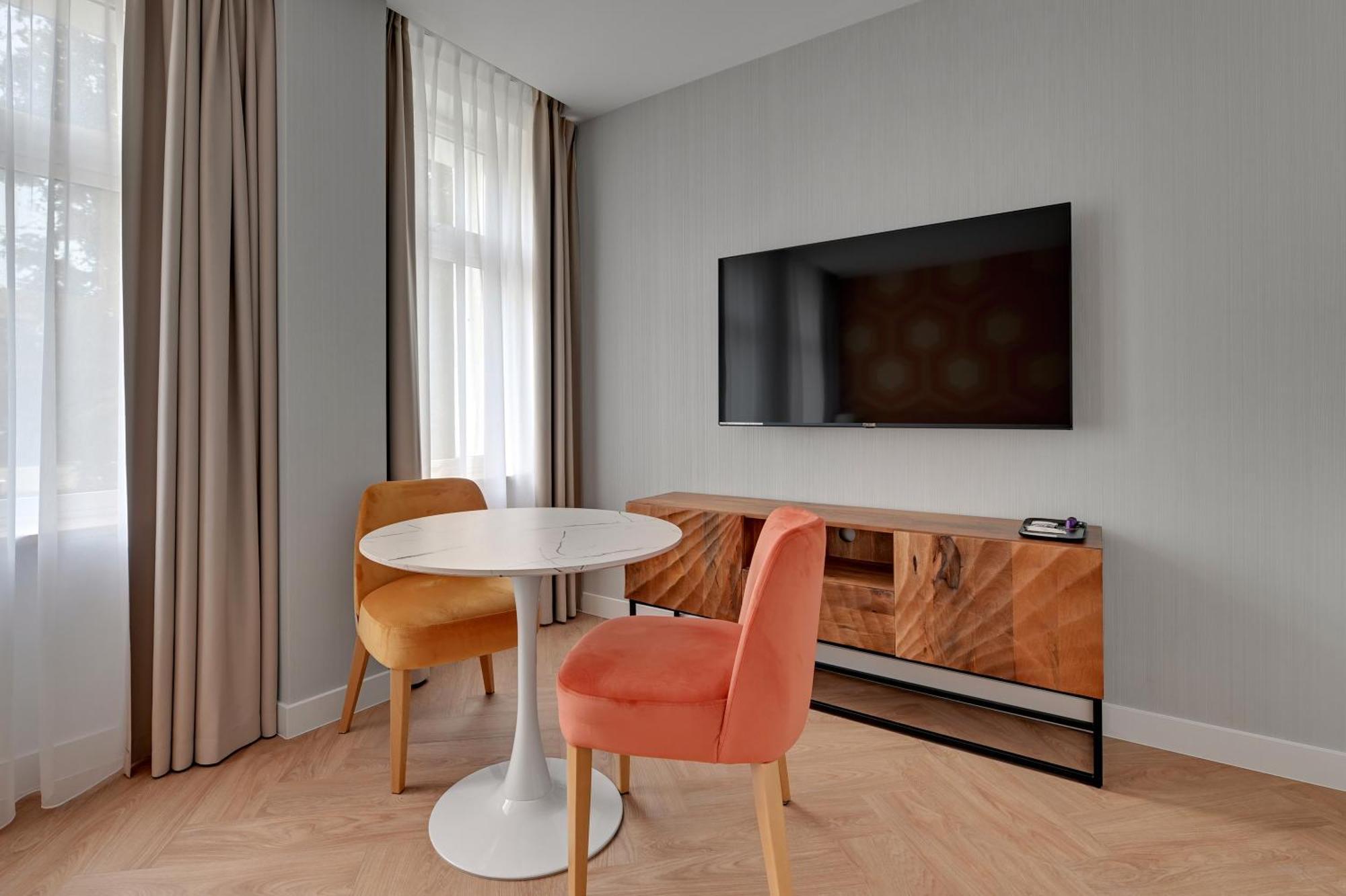 Retro Boutique Apartments By Dom & House Гданьск Экстерьер фото